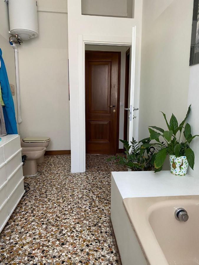 Appartamento Al Centro Di Venezia 6 Posti Letto Экстерьер фото